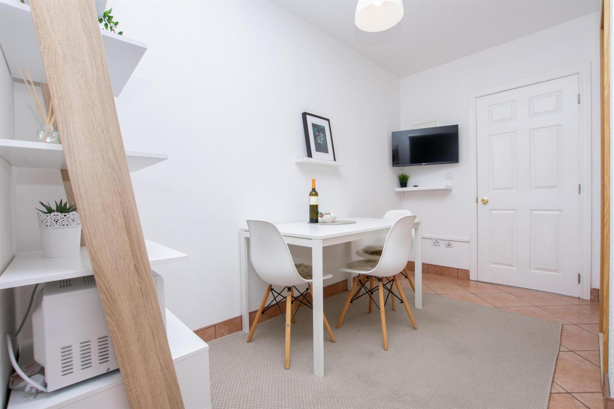 Apartments Marijo Baška Voda エクステリア 写真